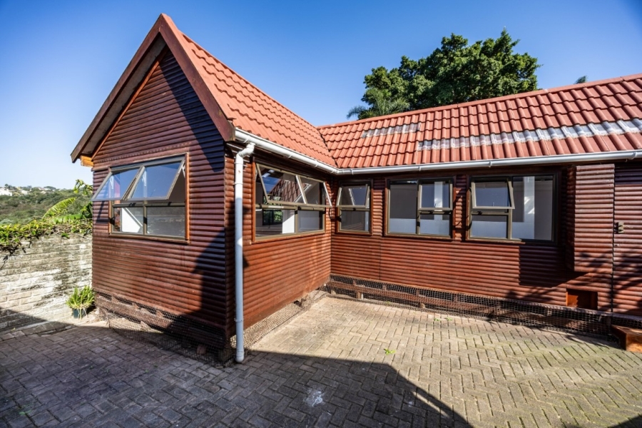 4 Bedroom Property for Sale in Beacon Bay Eastern Cape